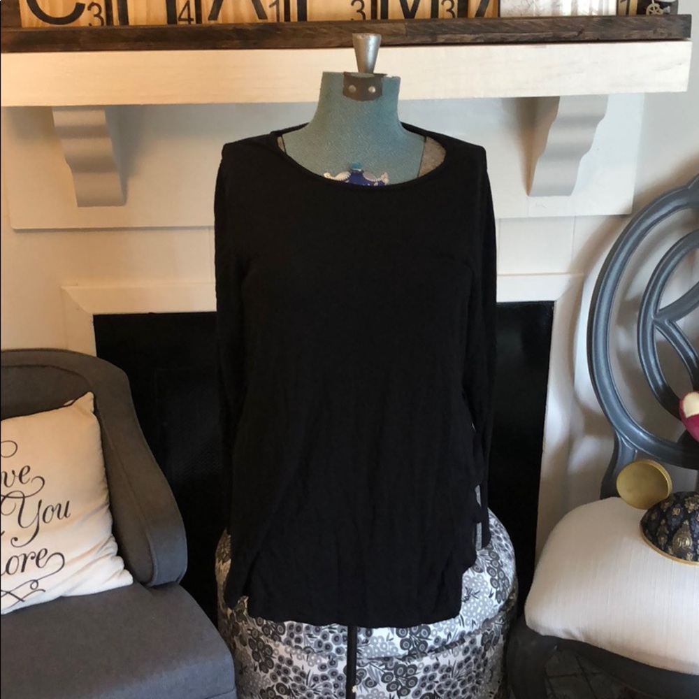 EUC Black Old Navy Top